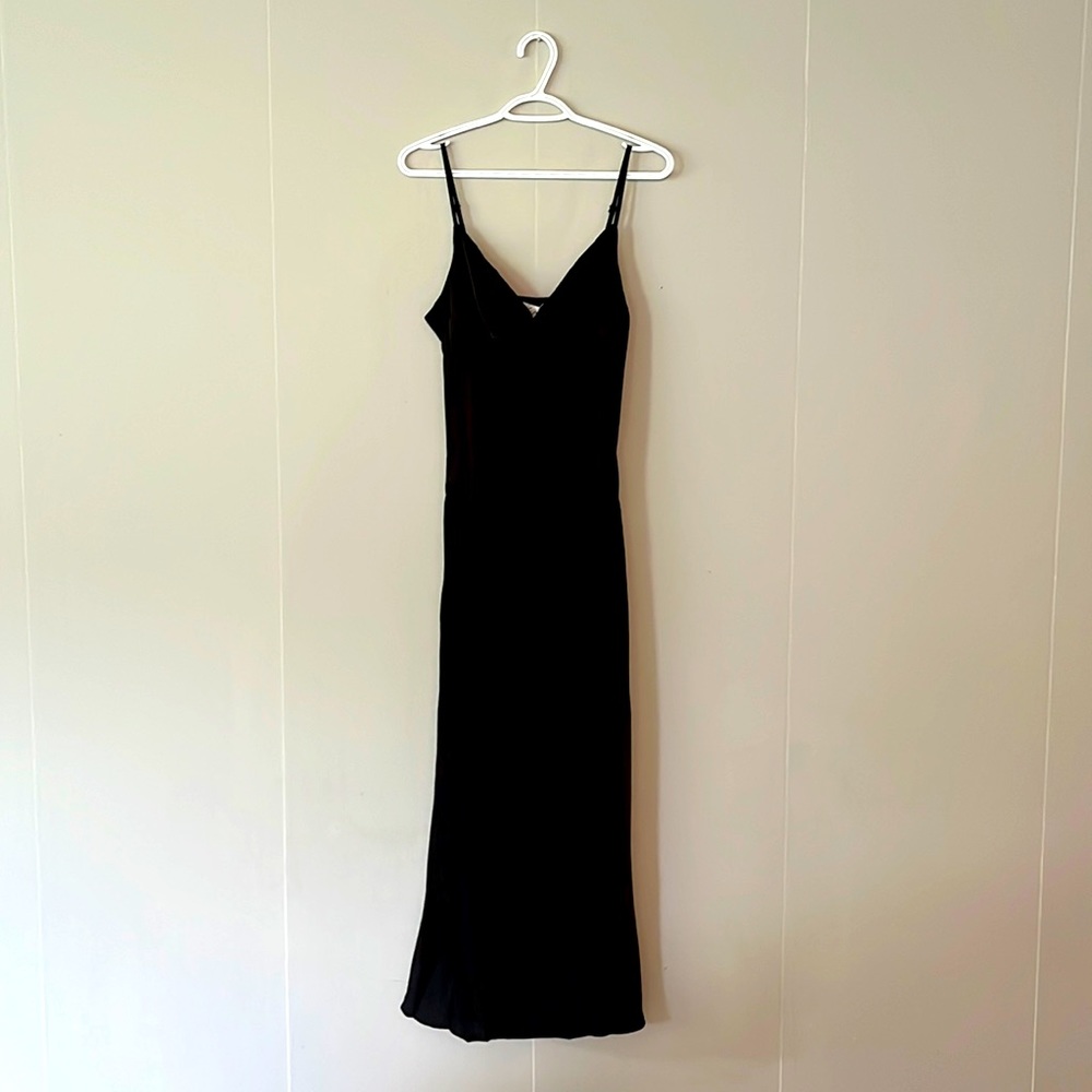 Petal + Pup Yorelle Midi Dress NWT
